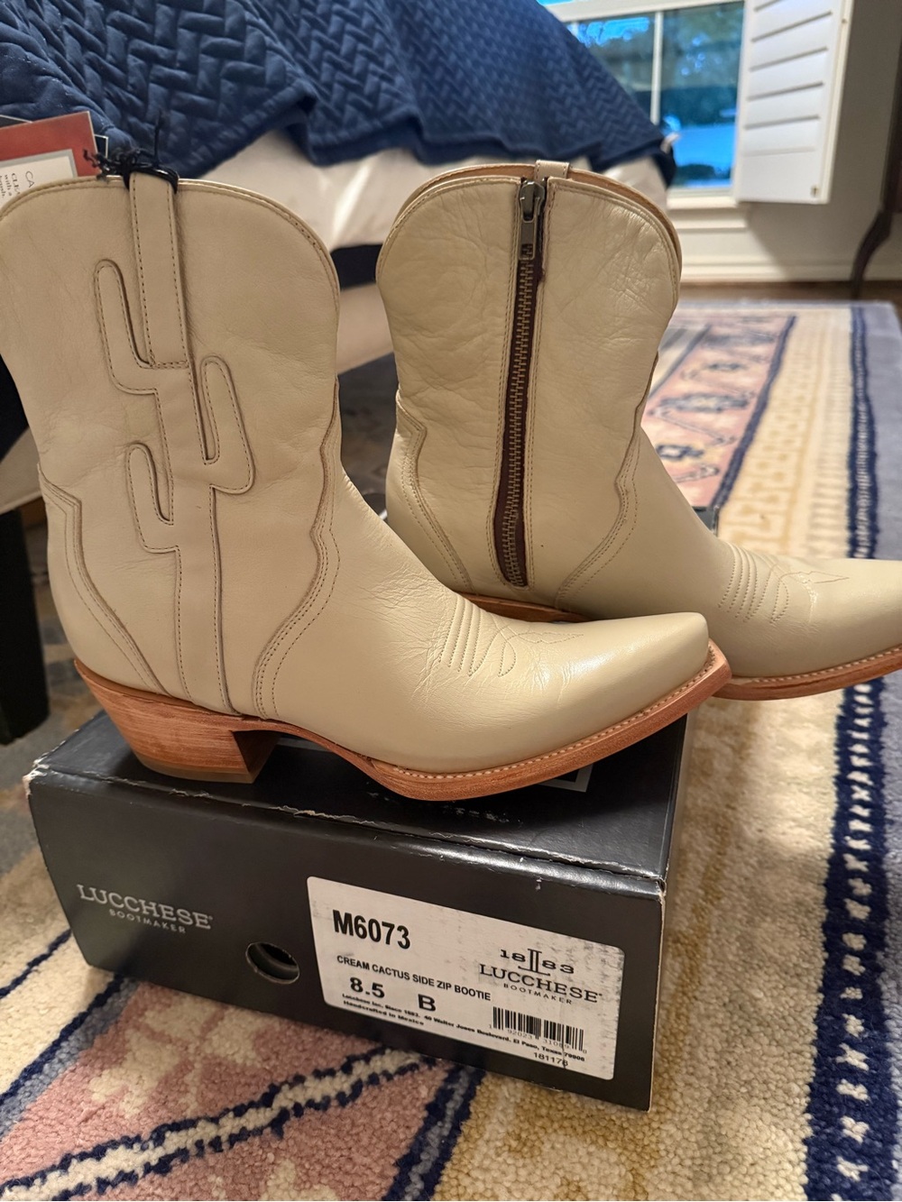 Lucchese Cream Leather Cactus Stitch Zip Ankle Booties